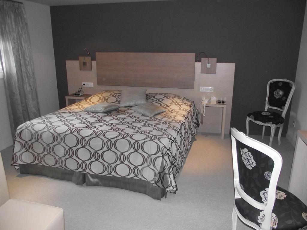 Hostellerie au Cygne Wissembourg Zimmer foto